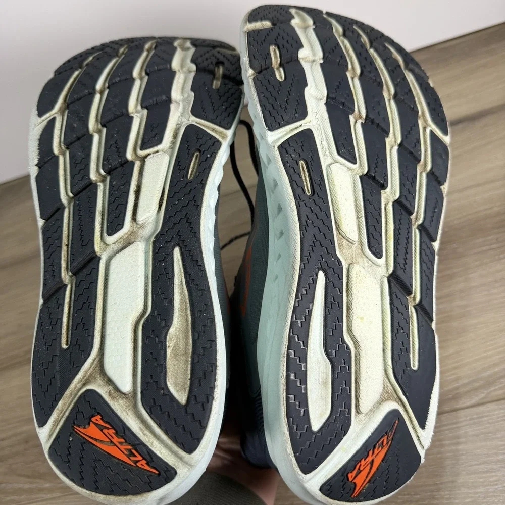 Altra Torin 7 Sneakers Men 8.5M Running Shoe Gray Zero Drop Road Foot Shape